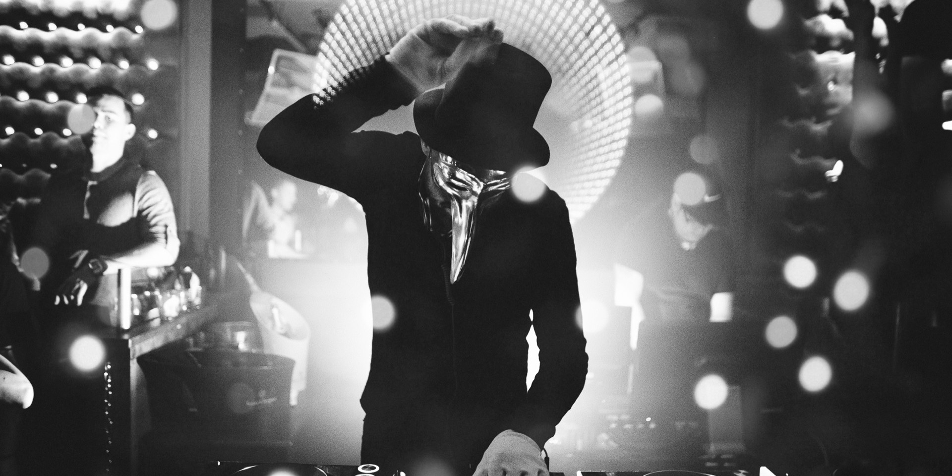 Claptone